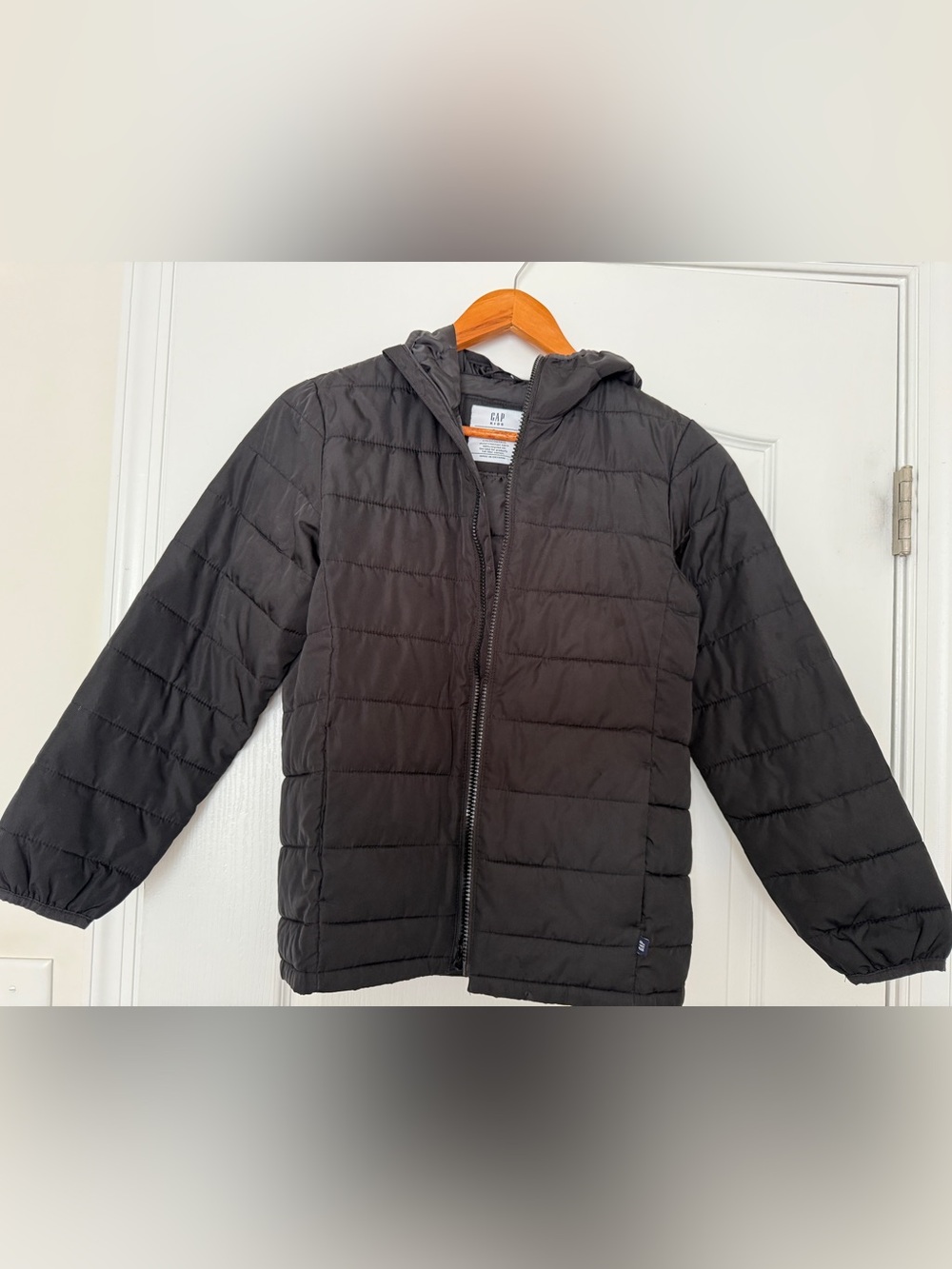 Gap Kids Recycled Lightweight PrimaLoft® Puffer Jacket – Black – Size L